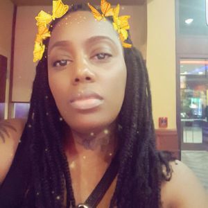 Meet your Posher, Toni